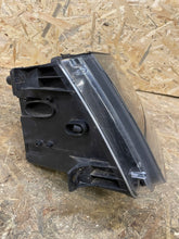 Laden Sie das Bild in den Galerie-Viewer, Frontscheinwerfer VW Crafter 1ER011592 Rechts Scheinwerfer Headlight SCH1657245900ze