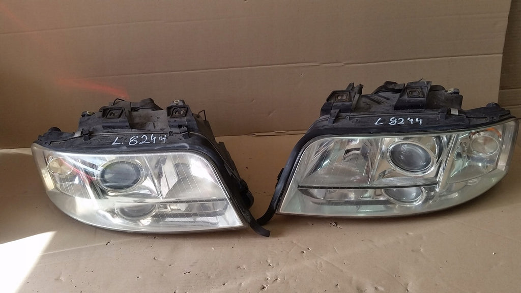 Frontscheinwerfer Audi A6 C5 15592900 Xenon Ein Stück (Rechts oder Links)