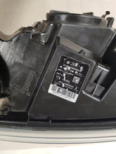 Laden Sie das Bild in den Galerie-Viewer, Frontscheinwerfer Ford Transit Custom JK21-13W030-DJ LED Links Headlight