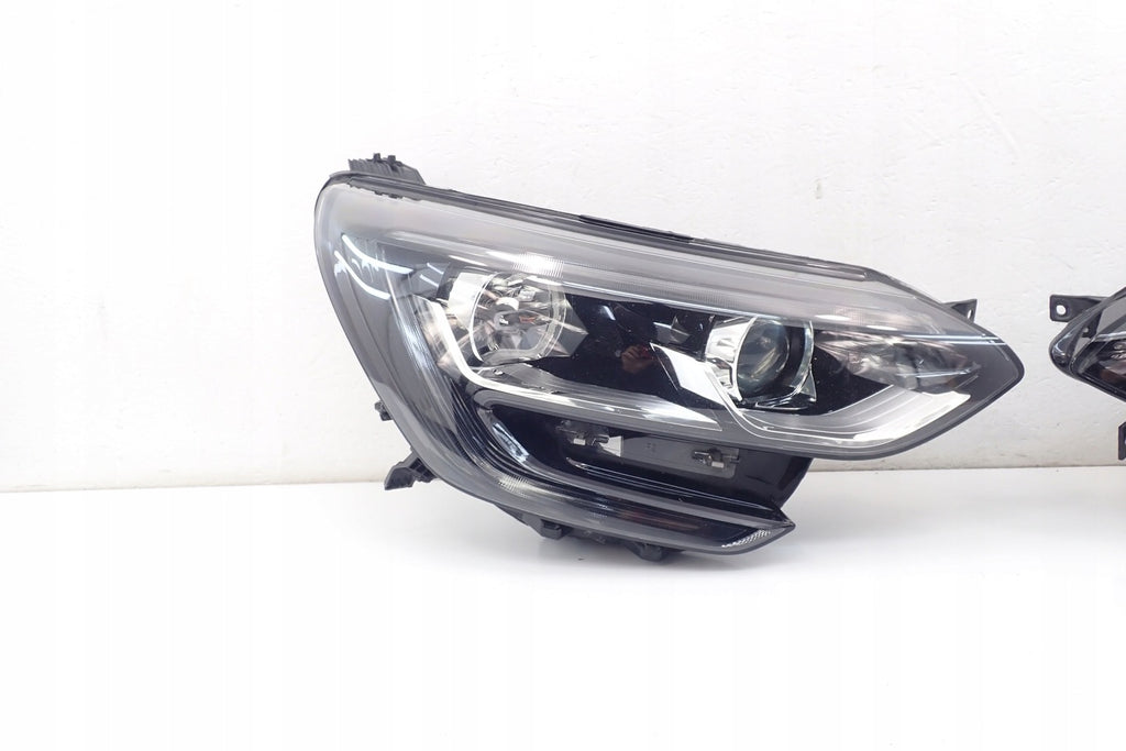 Frontscheinwerfer Renault Megane IV 260108478R 260607159R LED Ein Satz Headlight