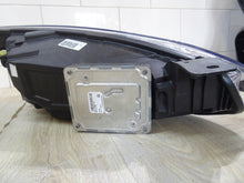 Laden Sie das Bild in den Galerie-Viewer, Frontscheinwerfer Ford Focus JX7B-13E017-CH Full LED Links Headlight SCH4925260803na