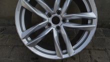 Laden Sie das Bild in den Galerie-Viewer, 1x Alufelge 19 Zoll 9.0&quot; 5x112 52ET 8S0601025QR Audi Tt Rim Wheel