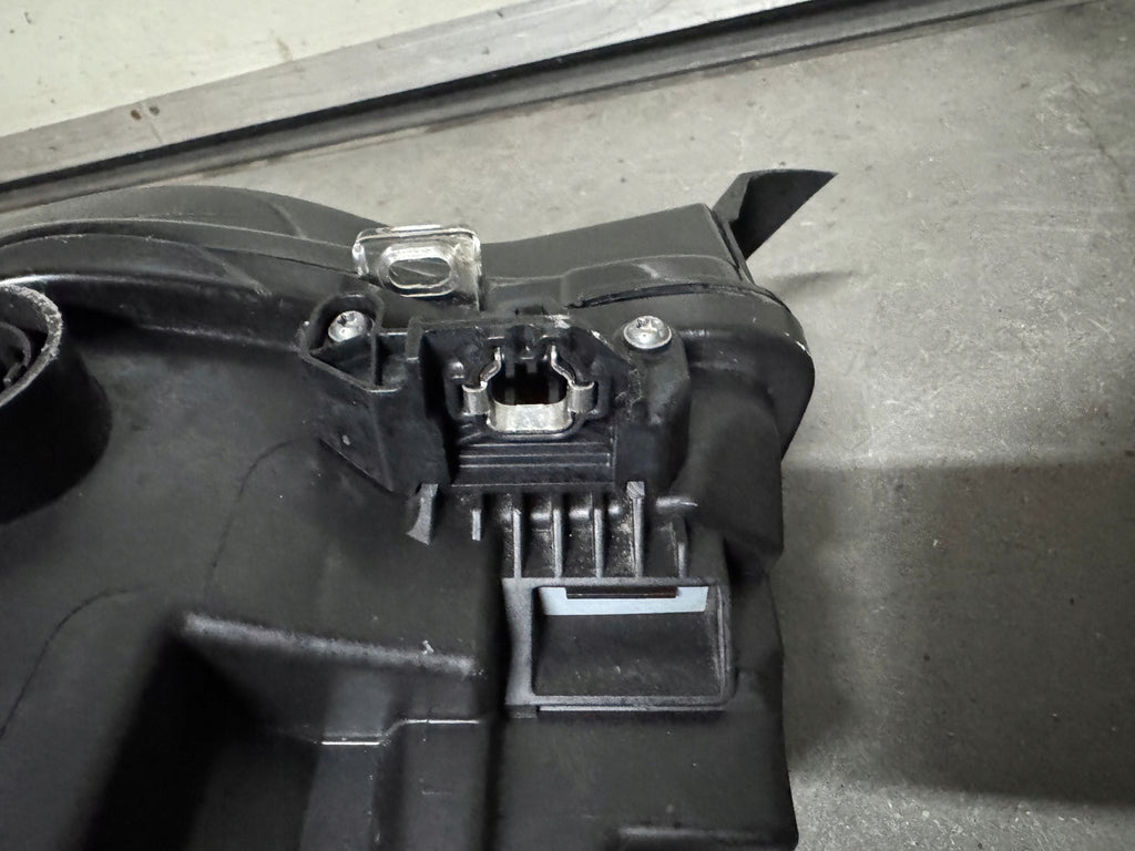 Frontscheinwerfer BMW I3 9853414 63119853414 LED Rechts Scheinwerfer Headlight SCH8877414542ld