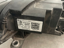Load image into Gallery viewer, Frontscheinwerfer VW Golf Sportsvan 517941032B Xenon Rechts Headlight SCH5292063167vk