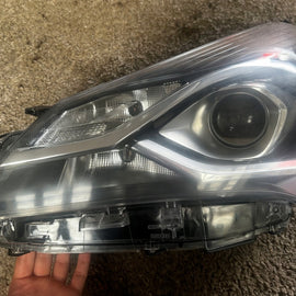 Frontscheinwerfer Toyota Yaris Links Scheinwerfer Headlight SCH1076606064bn