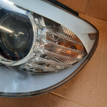Laden Sie das Bild in den Galerie-Viewer, Frontscheinwerfer BMW 5 F07 97199603-11 Xenon Ein Stück (Rechts oder Links) SCH5402295142en