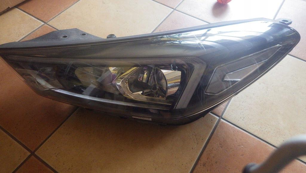 Frontscheinwerfer Hyundai Tucson 92101D7600 Links Scheinwerfer Headlight