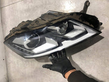 Laden Sie das Bild in den Galerie-Viewer, Frontscheinwerfer VW Passat B7 3AB941752 3AB941751 Xenon Rechts Headlight SCH7931869414md