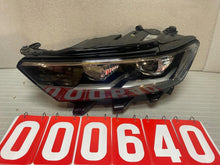 Laden Sie das Bild in den Galerie-Viewer, Frontscheinwerfer VW T Roc T-Roc 2GA941035D LED Links Scheinwerfer Headlight