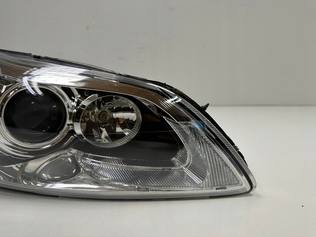 Frontscheinwerfer Volvo C30 301255282 81299800 Xenon Rechts Headlight