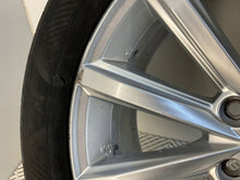 Load image into Gallery viewer, 1x Alufelge 17 Zoll 5x112 40ET 3G0601025D VW Passat B8 Rim Wheel FEL7475445122jf
