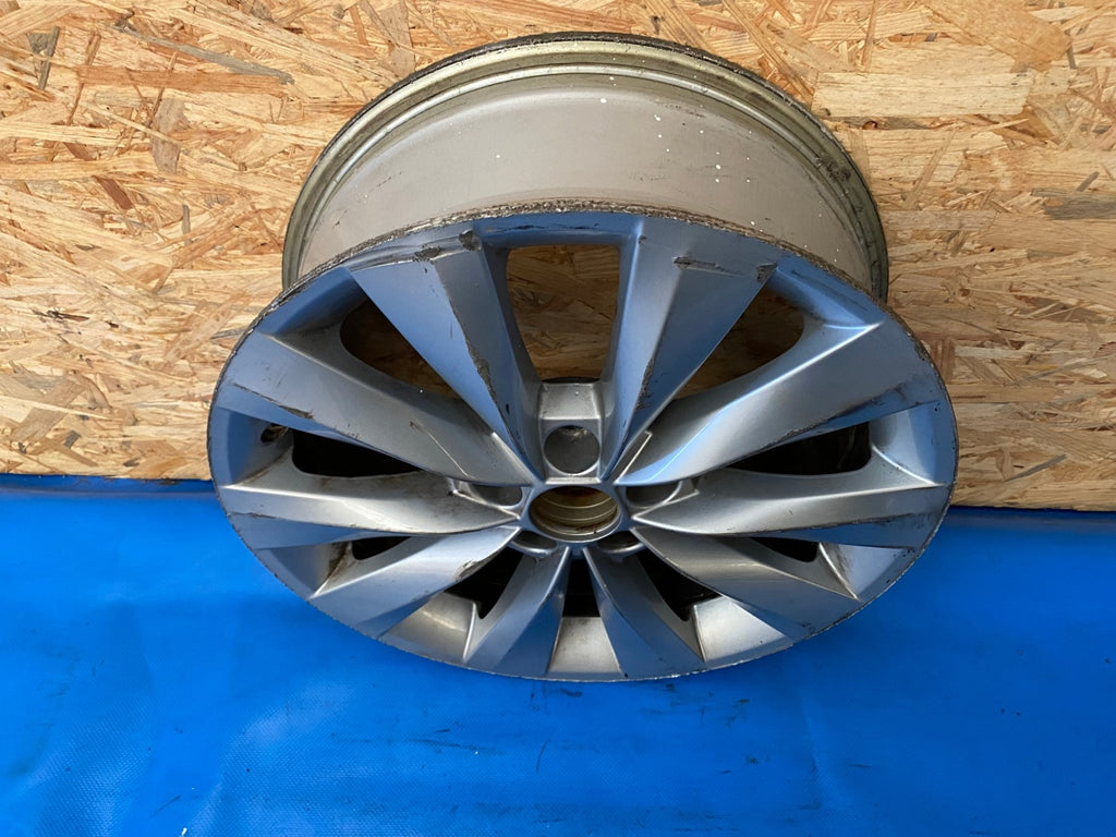 1x Alufelge 16 Zoll 6.0" 5x100 38ET Glanz Silber 658601025B Skoda Scala Kamiq FEL1093938560rv