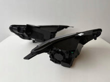 Laden Sie das Bild in den Galerie-Viewer, Frontscheinwerfer Hyundai I20 III 92101-Q0050 Ein Satz Scheinwerfer Headlight SCH8973588743wy