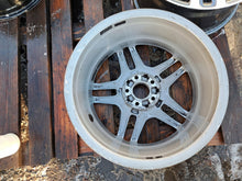Laden Sie das Bild in den Galerie-Viewer, 1x Alufelge 18 Zoll 8.0" 5x112 45ET A2074010000 Mercedes-Benz Coupe Rim Wheel FEL7144538544mt