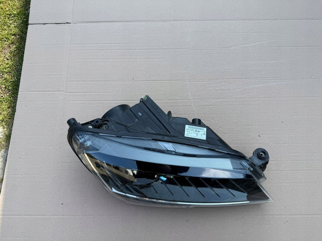 Frontscheinwerfer Skoda Superb III 3V1941016B Xenon Rechts Headlight