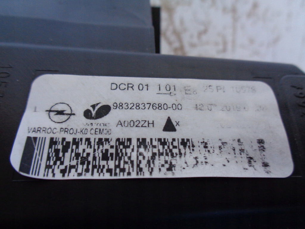 Frontscheinwerfer Opel Zafira Vivaro C 9832837680 Xenon Links Headlight