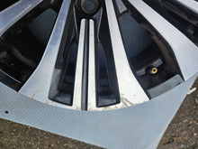 Laden Sie das Bild in den Galerie-Viewer, 1x Alufelge 16 Zoll 6.5&quot; 5x114.3 44ET Glanz Schwarz 403007870R Renault Rim Wheel