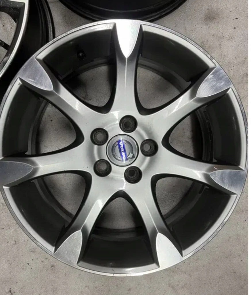 1x Alufelge 18 Zoll 8.0" 5x108 55ET Glanz Schwarz 30778090 Volvo Xc60 Rim Wheel