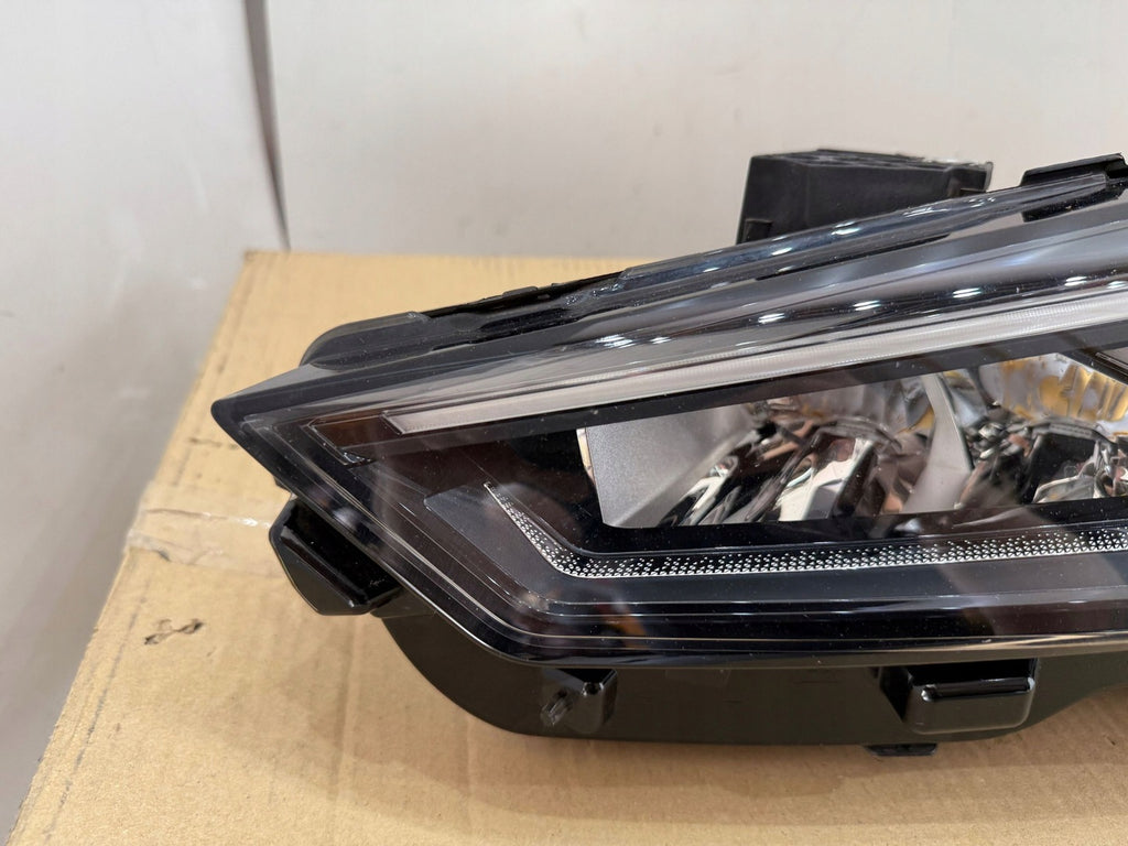 Frontscheinwerfer Seat Leon 5FB941007G Full LED Ein Stück (Rechts oder Links)