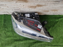 Laden Sie das Bild in den Galerie-Viewer, Frontscheinwerfer BMW F26 X3 F25 Rechts Scheinwerfer Headlight