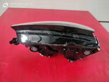 Laden Sie das Bild in den Galerie-Viewer, Frontscheinwerfer Skoda Scala 657941015A Links Scheinwerfer Headlight SCH3226373937tg