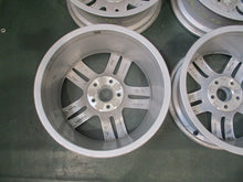 Laden Sie das Bild in den Galerie-Viewer, 4x Alufelge 17 Zoll 7.0" 5x112 42ET Glanz Silber 8W0601025 Audi Rim Wheel FEL9050018227mr