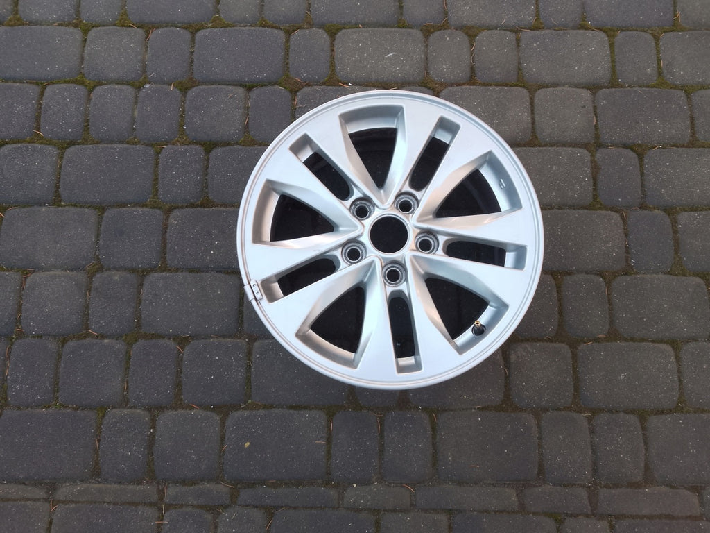 1x Alufelge 16 Zoll 6.5" 5x114.3 46ET Glanz Silber 4250F836 Mitsubishi Asx FEL2969240088nq