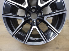 Laden Sie das Bild in den Galerie-Viewer, 1x Alufelge 18 Zoll 8.5" 5x112 36ET Glanz Schwarz 8747286 BMW G26 Rim Wheel FEL8569428129lr