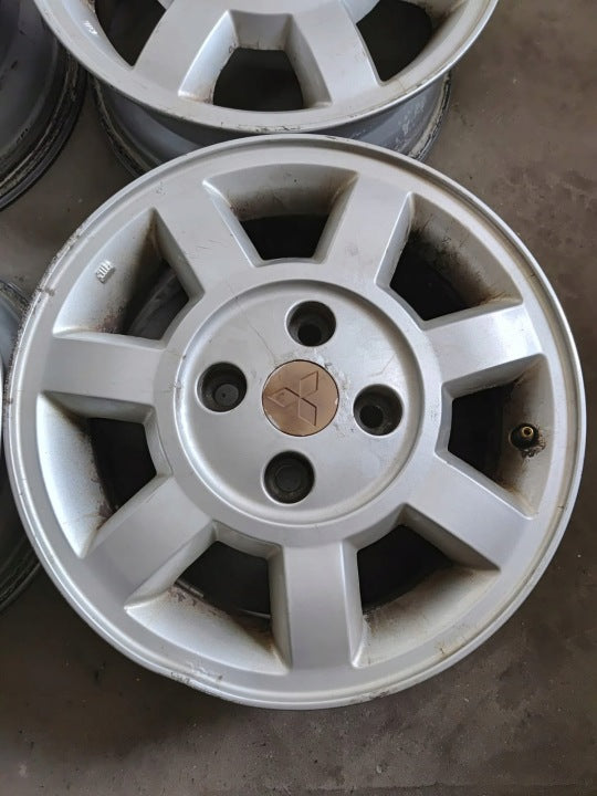 4x Alufelge 15 Zoll 6.0" 4x114.3 46ET Mitsubishi Carisma Rim Wheel FEL9705083774bm