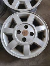Laden Sie das Bild in den Galerie-Viewer, 4x Alufelge 15 Zoll 6.0" 4x114.3 46ET Mitsubishi Carisma Rim Wheel FEL9705083774bm