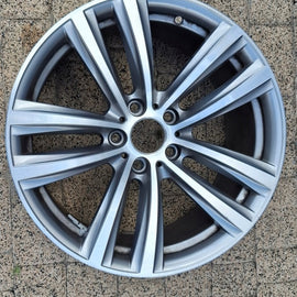 1x Alufelge 19 Zoll 9.0