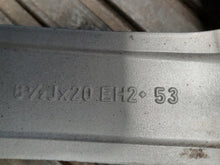 Load image into Gallery viewer, 1x Alufelge 20 Zoll 8.5" 5x120 53ET AM8H221007 Land Rover I Rim Wheel FEL8242515460oi