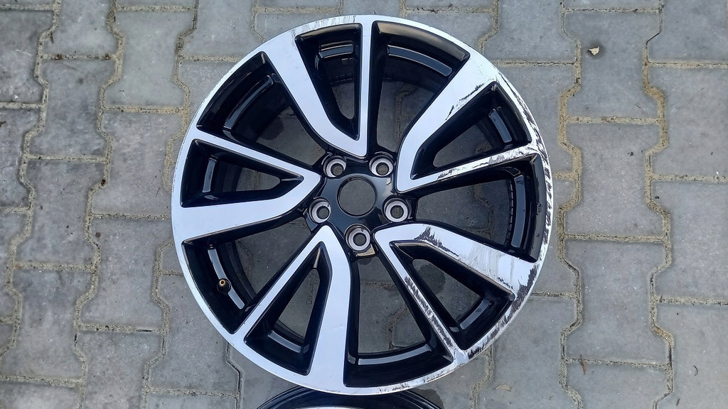 1x Alufelge 19 Zoll 7.0" 5x114.3 40ET Nissan 1 Rim Wheel FEL3749730935gb