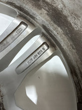 Laden Sie das Bild in den Galerie-Viewer, 1x Alufelge 18 Zoll 7.5" 5x112 8W9601025B Audi A4 B9 Rim Wheel FEL9884194300ua