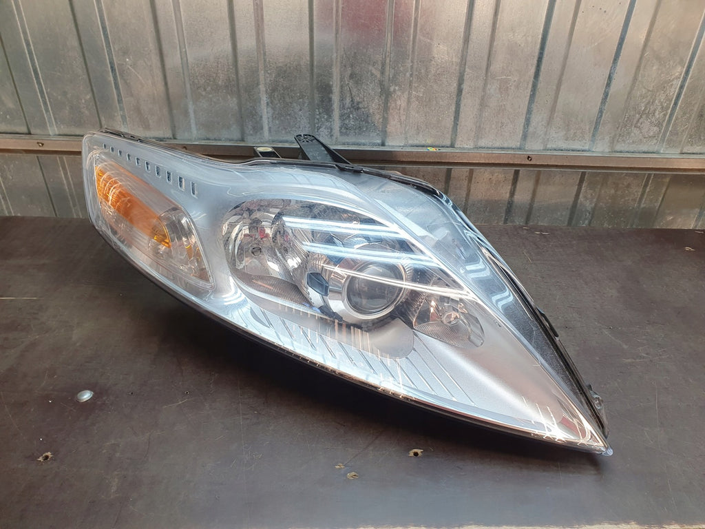 Frontscheinwerfer Ford Mondeo 7S71-13D154-AL Xenon Rechts Scheinwerfer Headlight