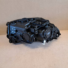 Laden Sie das Bild in den Galerie-Viewer, Frontscheinwerfer Mercedes-Benz Eqa Eqb LED Ein Stück (Rechts oder Links) SCH5914661620zm