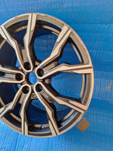 Load image into Gallery viewer, 1x Alufelge 19 Zoll 8.0" 5x112 47ET Glanz Graphit 8092163 BMW F39 X1 F48 Mg FEL4239872030ko