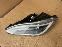 Laden Sie das Bild in den Galerie-Viewer, Frontscheinwerfer Tesla Model S 105357400C FALSE Scheinwerfer Headlight SCH3810088670yd
