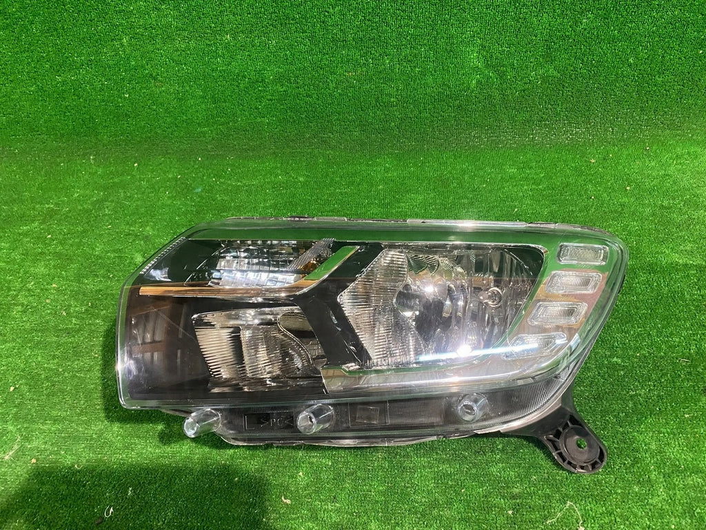 Frontscheinwerfer Dacia Sandero II 260608143R 90114430 Rechts oder Links