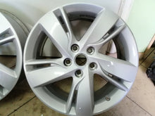 Laden Sie das Bild in den Galerie-Viewer, 1x Alufelge 17 Zoll 7.0" 5x115 44ET 13367272 Opel Zafira Rim Wheel FEL8241539305vi