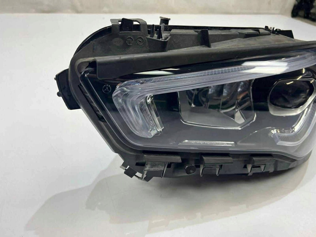 Frontscheinwerfer Mercedes-Benz Cla X118 C118 A1189062500 Links Headlight SCH9345612051dj