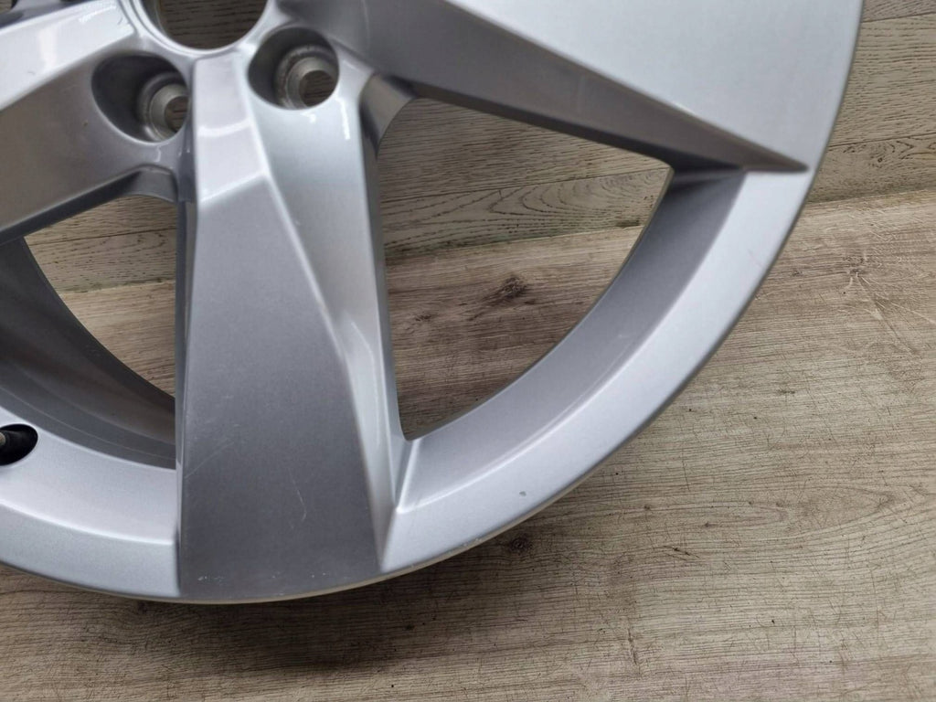 1x Alufelge 17 Zoll 6.5" 5x100 49ET Glanz Silber 2GM601025A VW T-Cross Rim Wheel FEL9454703305uw