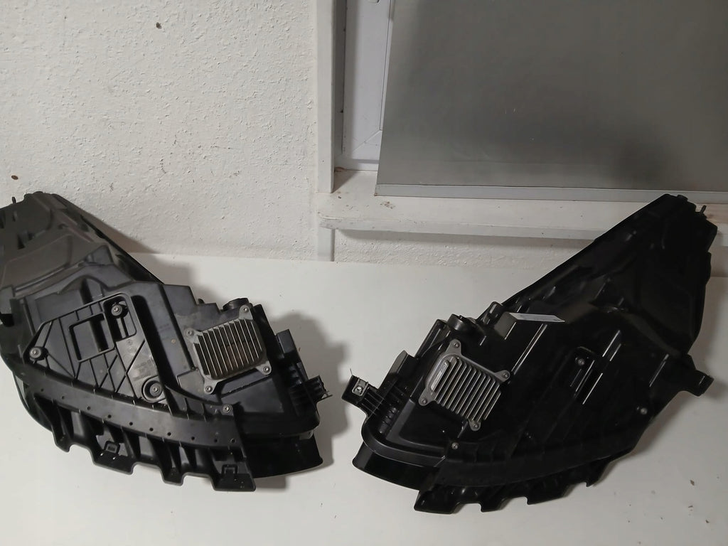 Frontscheinwerfer Mitsubishi Outlander III ECM921-22E10 LED Ein Satz Headlight