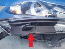 Laden Sie das Bild in den Galerie-Viewer, Frontscheinwerfer Toyota Hilux OK-56 0K-56 LED Rechts Scheinwerfer Headlight SCH9119581969os