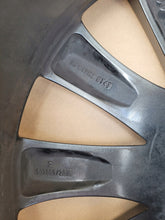 Laden Sie das Bild in den Galerie-Viewer, 1x Alufelge 19 Zoll 8.0" 5x112 43ET A2134010500 Mercedes-Benz W213 Rim Wheel FEL9607545201xo