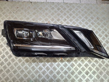 Load image into Gallery viewer, Frontscheinwerfer Skoda Octavia III 5E1941016E Full LED Rechts Headlight SCH5254851935sb