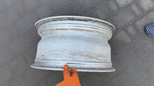 Load image into Gallery viewer, 1x Alufelge 17 Zoll 8.0" 5x120 43ET Glanz Silber 6794272 BMW Rim Wheel FEL6833449374iy