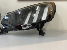 Laden Sie das Bild in den Galerie-Viewer, Frontscheinwerfer Peugeot 2008 II 9841641980 9841642080 LED Links Headlight SCH6168025492fk