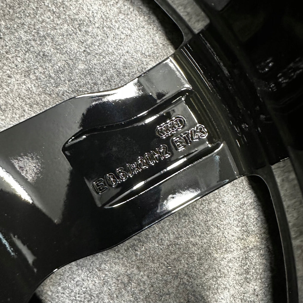 4x Alufelge 20 Zoll 8.5" 5x112 43ET Glanz Schwarz 4K0601025AD Audi A6 C8 FEL7275770371rn