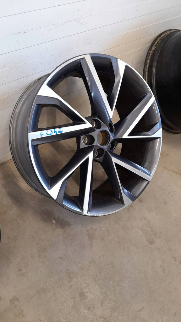 1x Alufelge 20 Zoll Skoda Kodiaq Rim Wheel FEL6110782125os